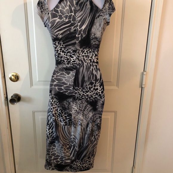 Dress - Picture 2 of 2